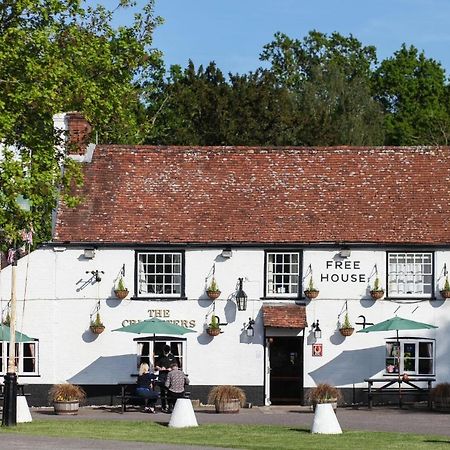 The Cricketers Arms Hotel Петуърт Екстериор снимка